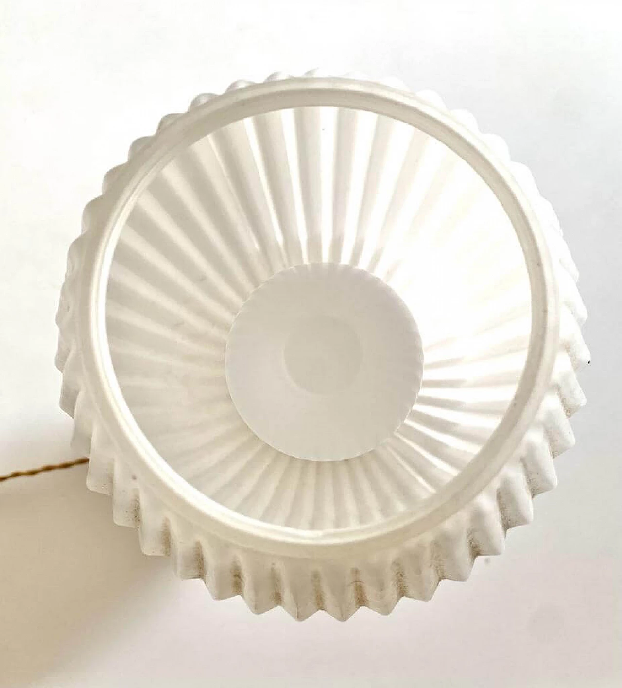 Table lamp in Art Deco style made of glass and wood, 1940s 13