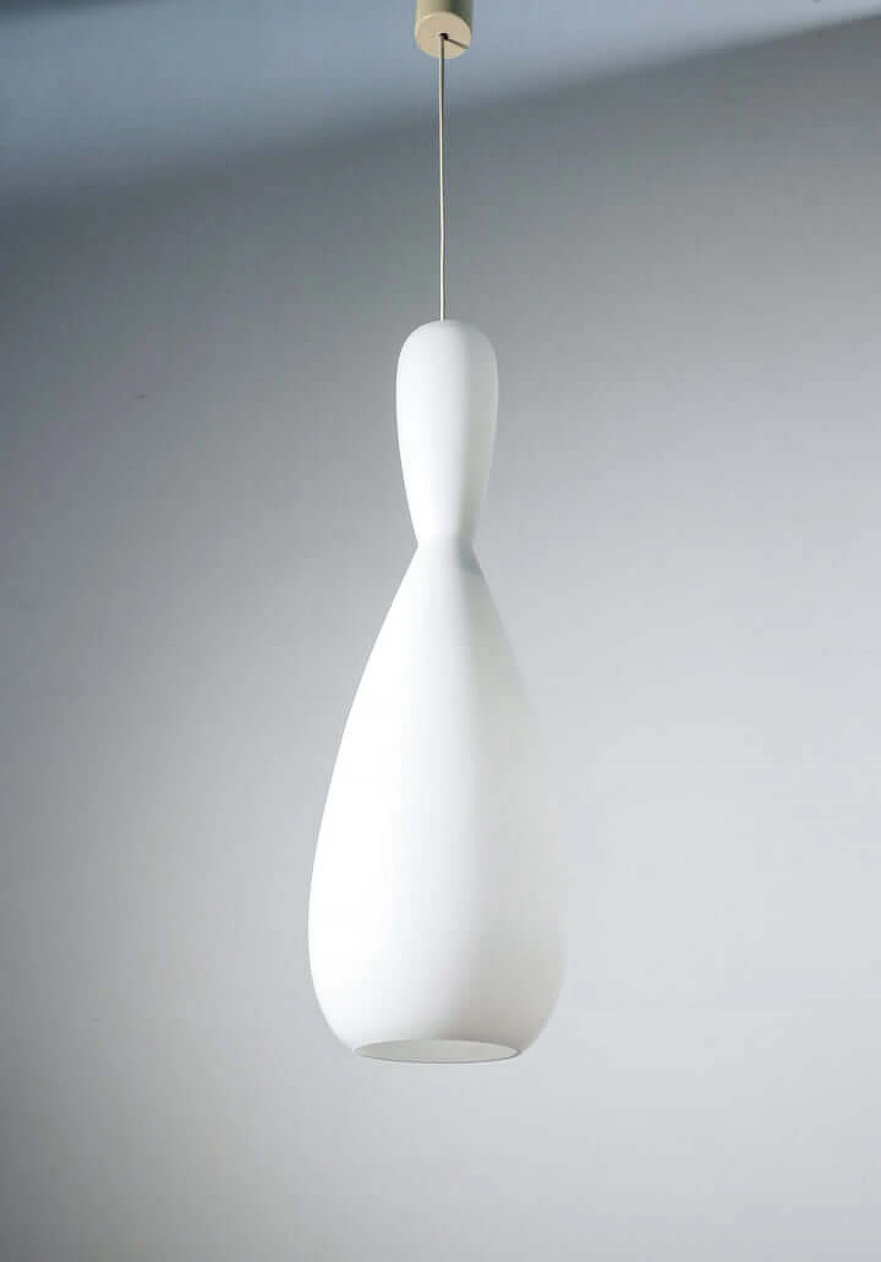 Opaline glass hanging lamp in the style of Stilnovo, 1970s 2