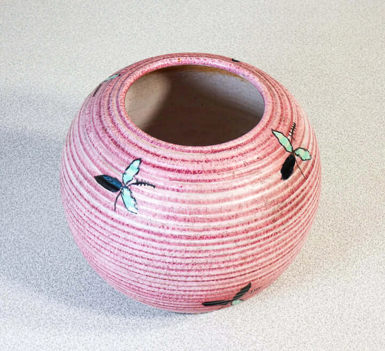 Vaso in maiolica smaltata e decorata a mano di Deruta 5