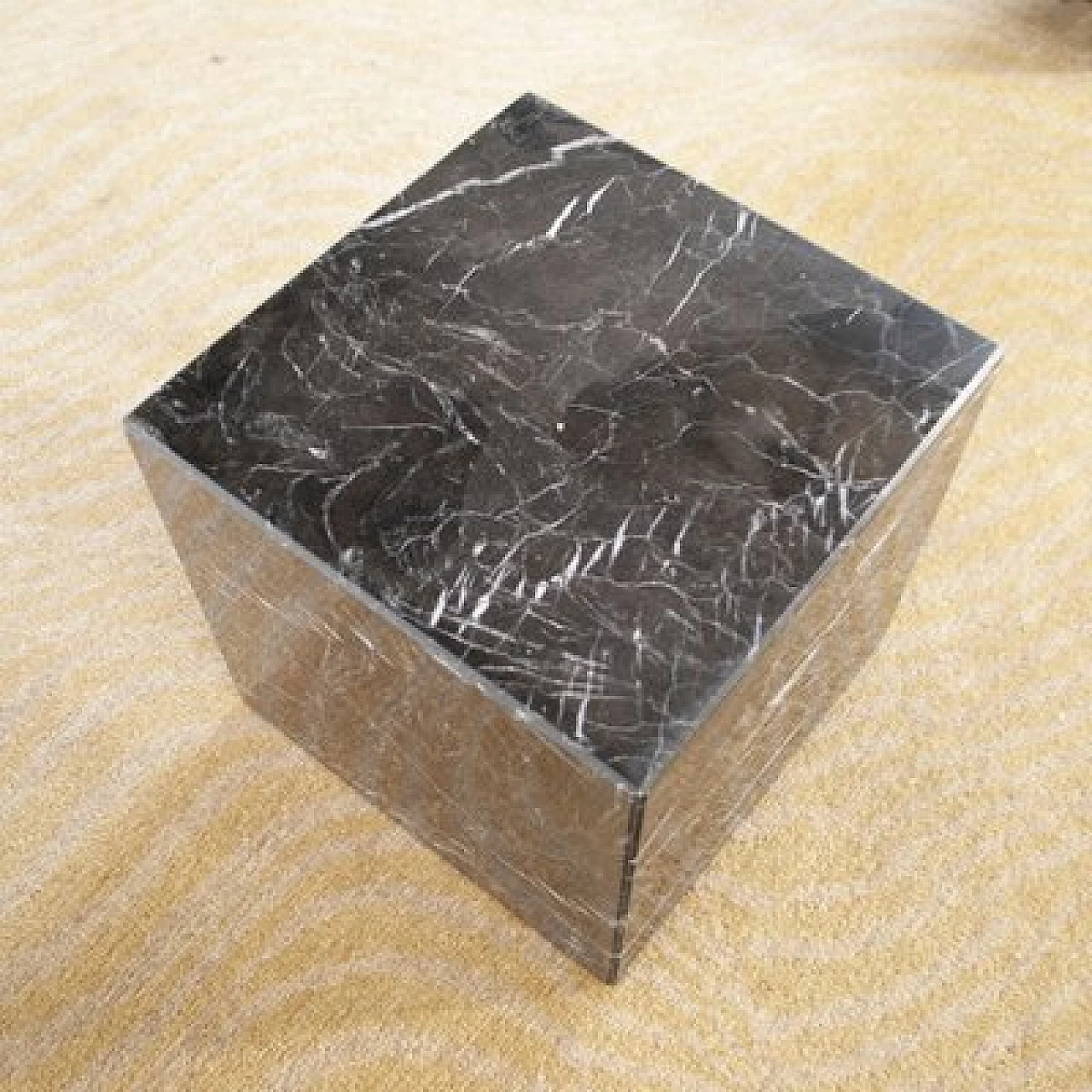 Metafora glass coffee table with geometrically shaped Carrara marble feet by Casigliani for Gianni Vignelli, 1980s 6