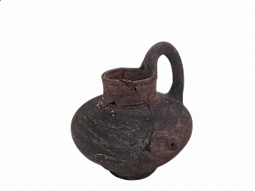 Villanovan period amphora, 5th century B.C.