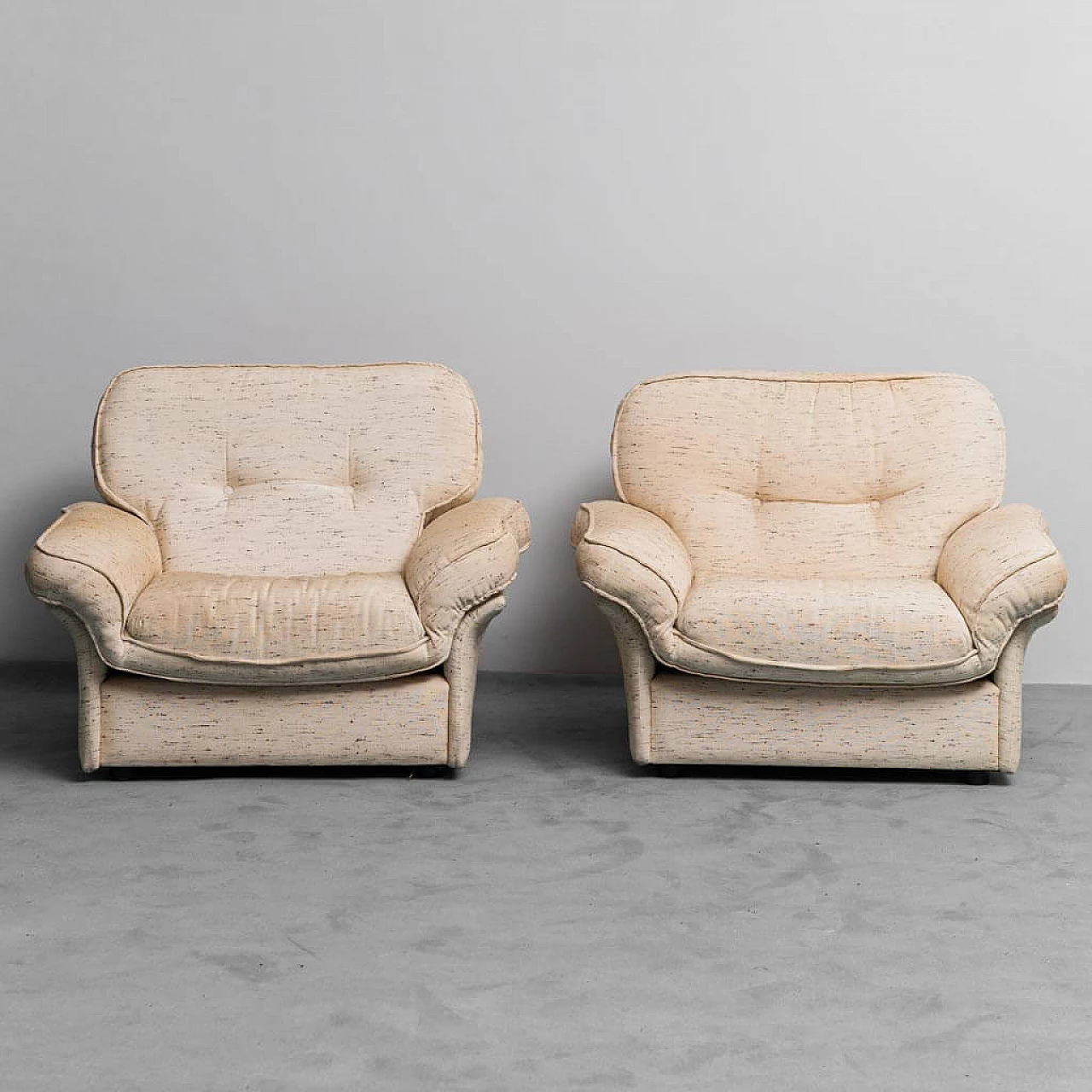 Pair of Soffio armchairs by Doimo Salotti, 1970s 5