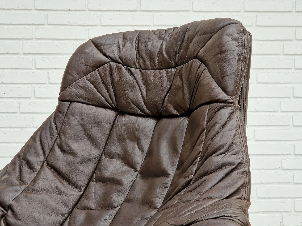 Poltrona danese Silhouette in pelle di H.W. Klein per Bramin Møbler, anni '70 12