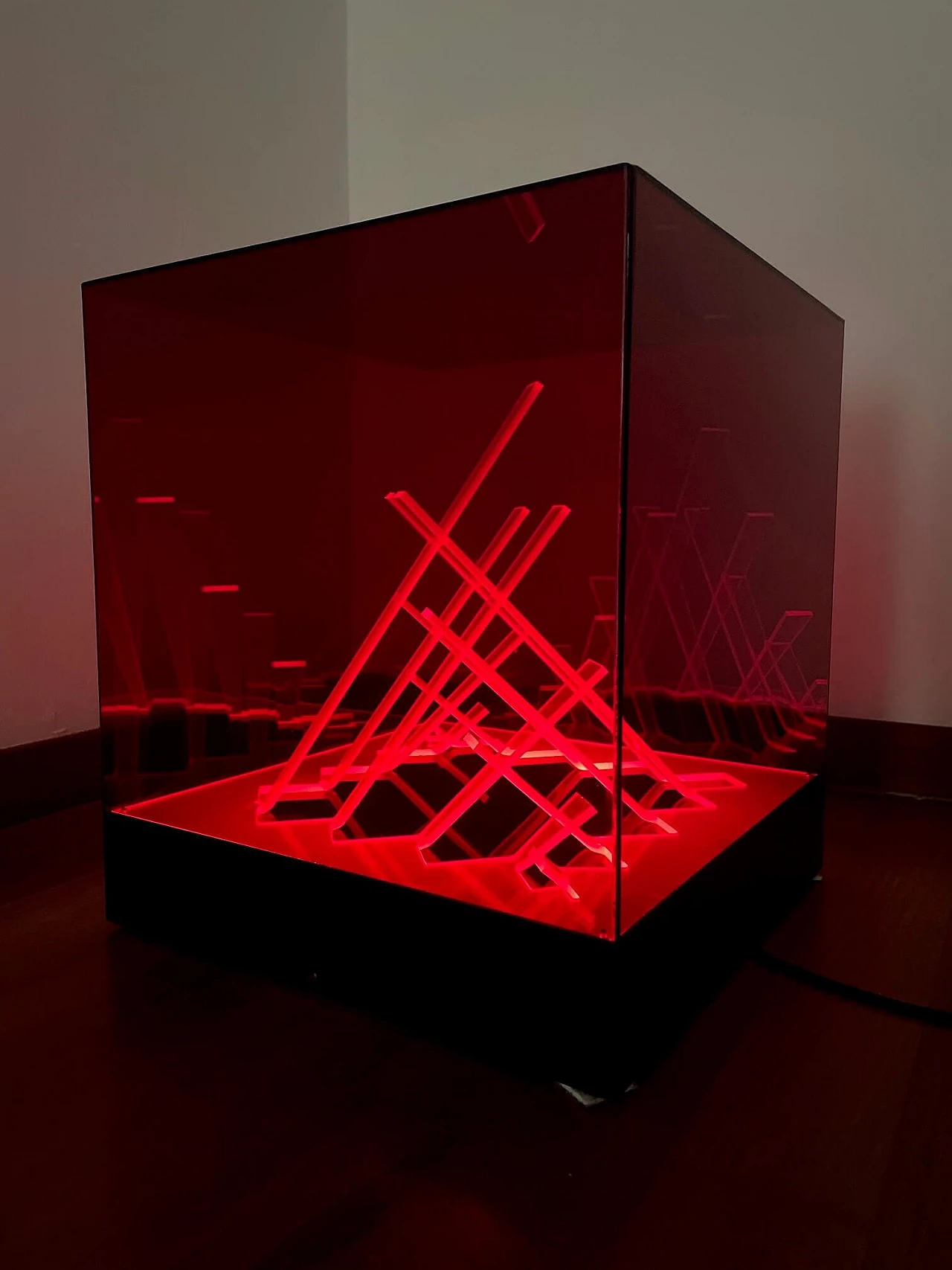 Lampada da terra Cubo di Teo di James Rivière per il Centro Ricerche Arte Industria Lissone, anni '60 2