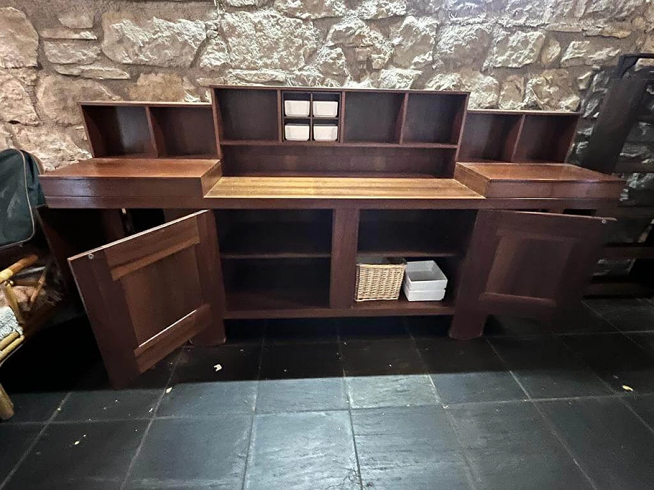 Credenza in legno di Silvio Coppola per Bernini, anni '60 4