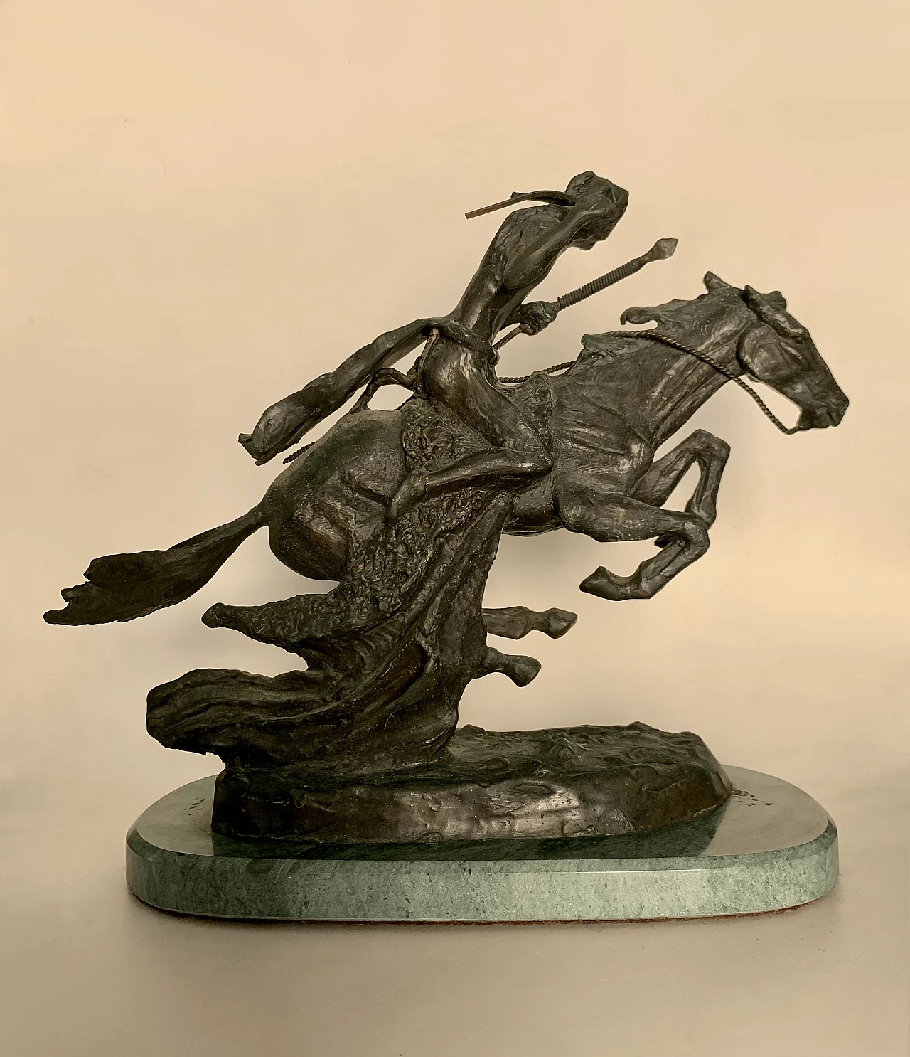 Frederic Remington, Cheyenne, scultura in bronzo 5