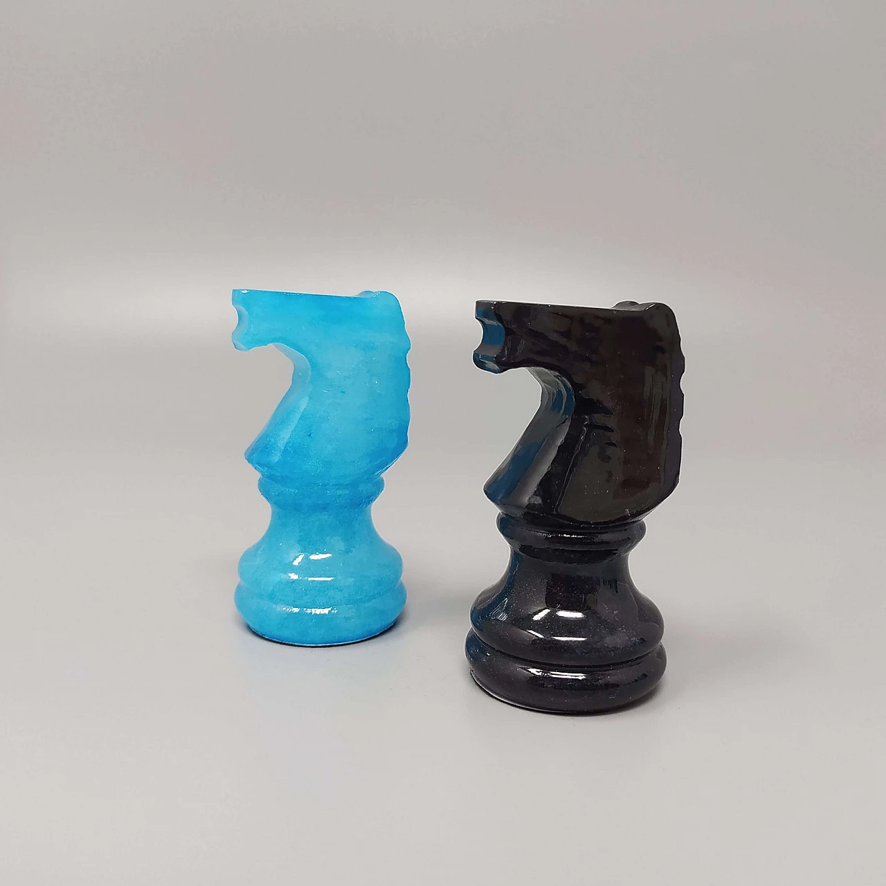 Chess in handmade blue and black Volterra alabaster, 1970s 9