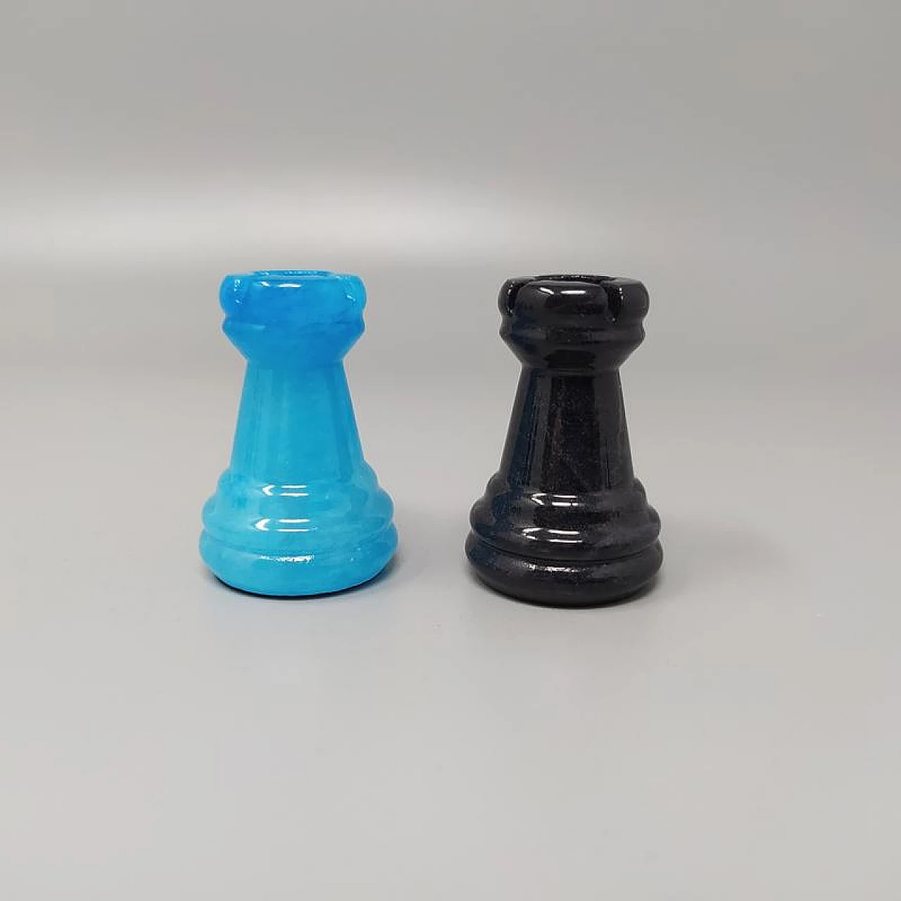 Chess in handmade blue and black Volterra alabaster, 1970s 10