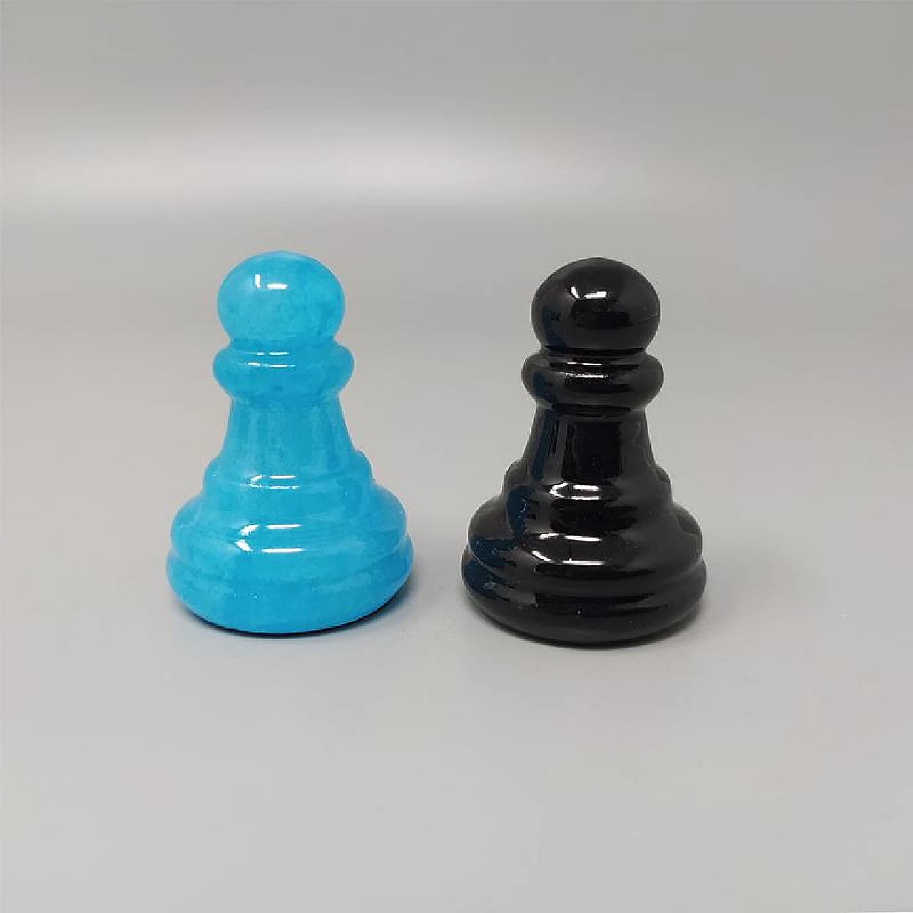 Chess in handmade blue and black Volterra alabaster, 1970s 11