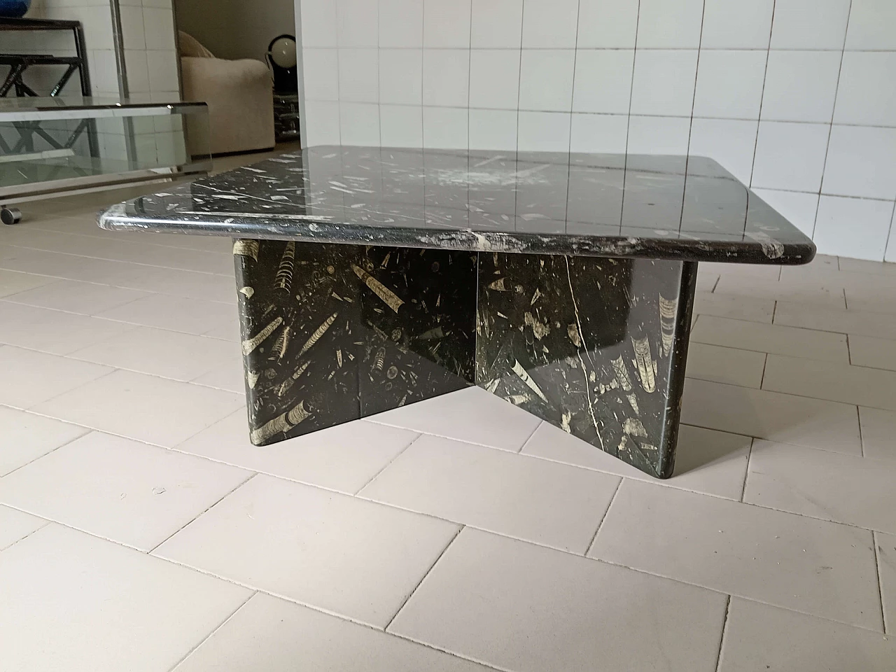 Tavolino in marmo Fossile Nero, anni '80 1