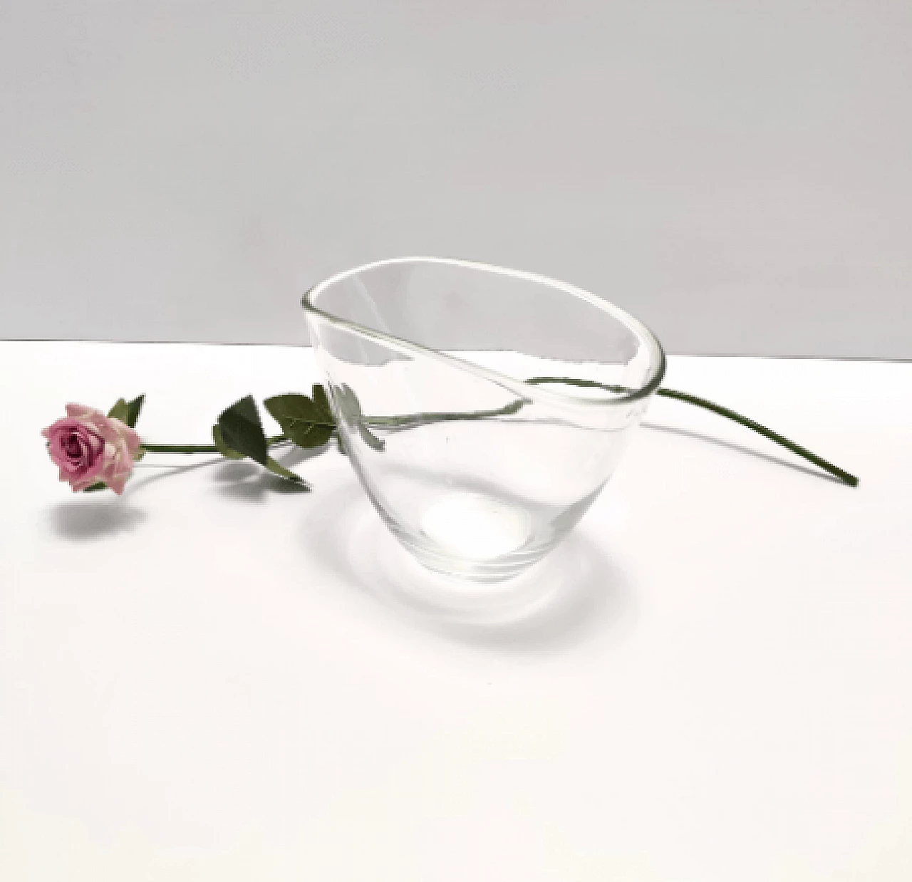 Transparent Murano blown glass vase, 1950s 2