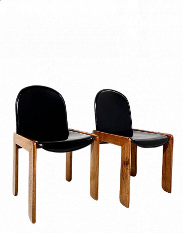 Coppia di sedie in pelle e noce di Afra e Tobia Scarpa, anni '70