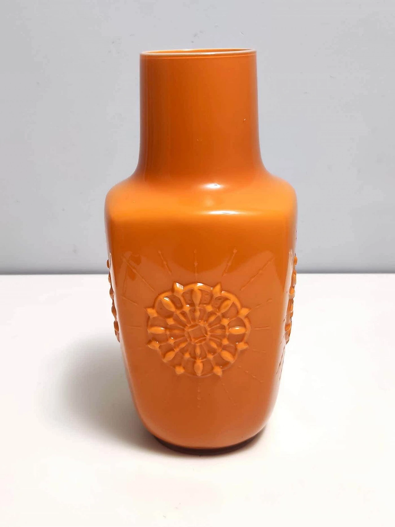 Orange incamiciato blown glass vase, 1970s 5