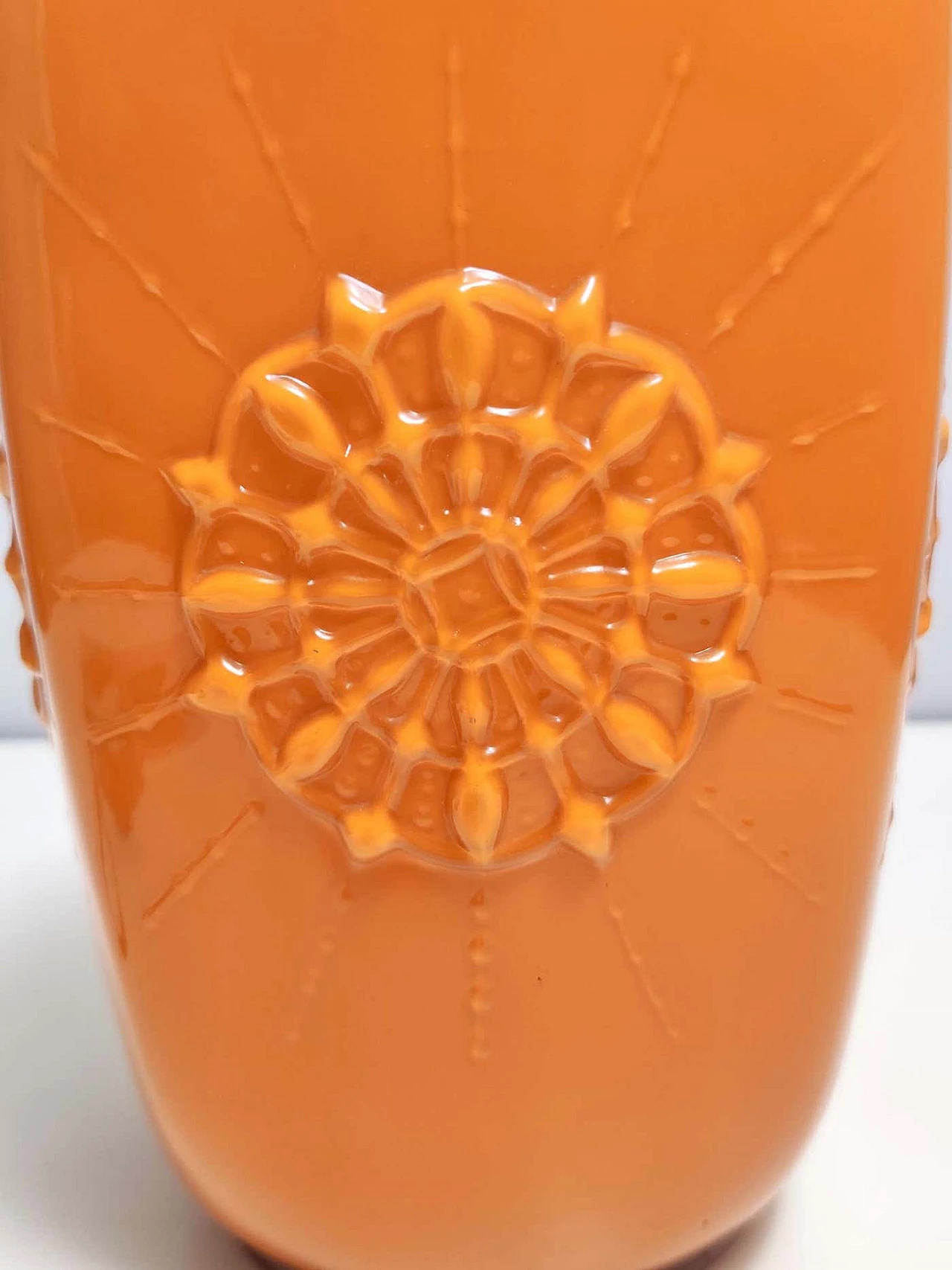 Orange incamiciato blown glass vase, 1970s 8