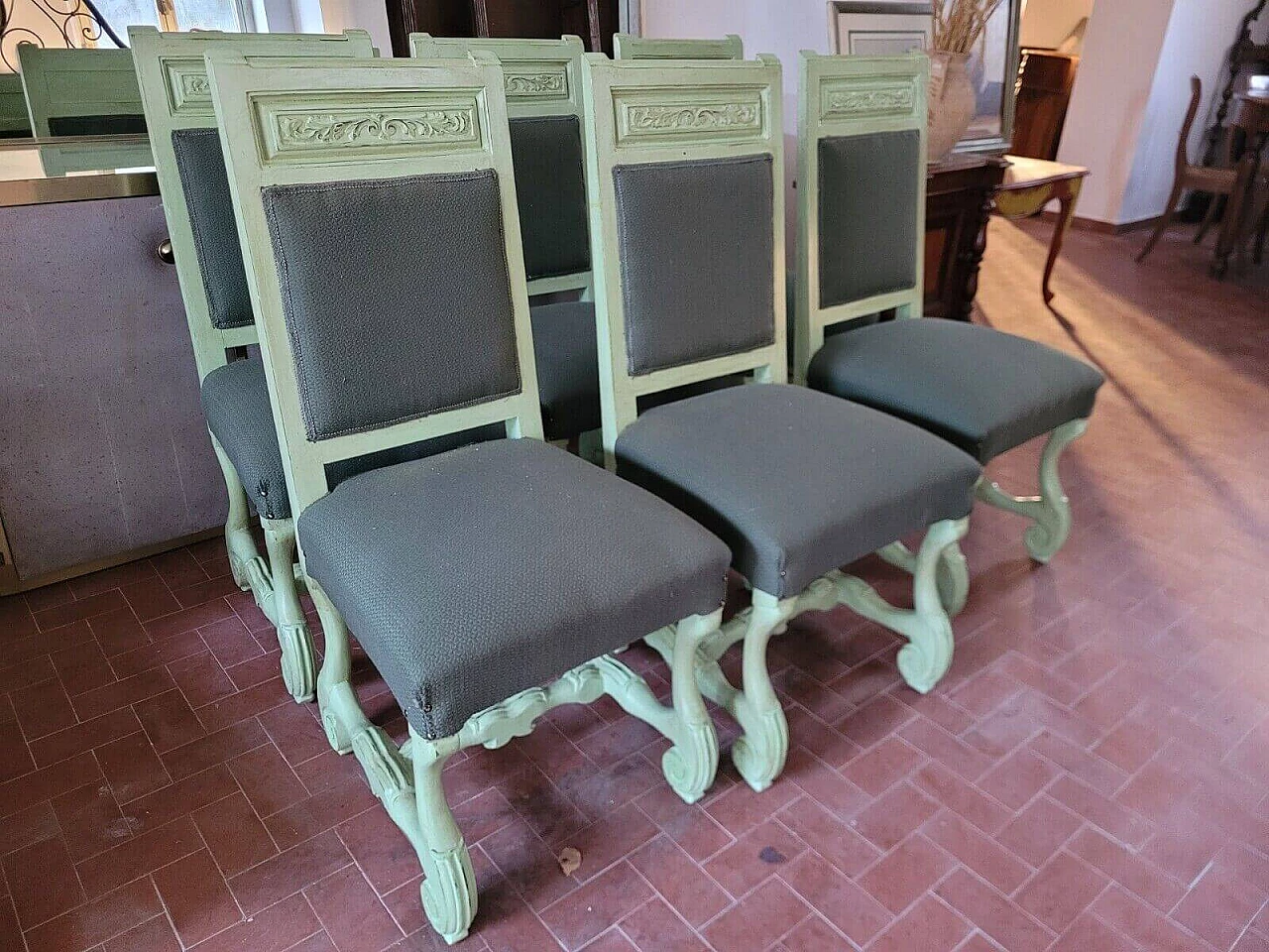 6 Green lacquered chairs in 18th-century style, early 20th century 15