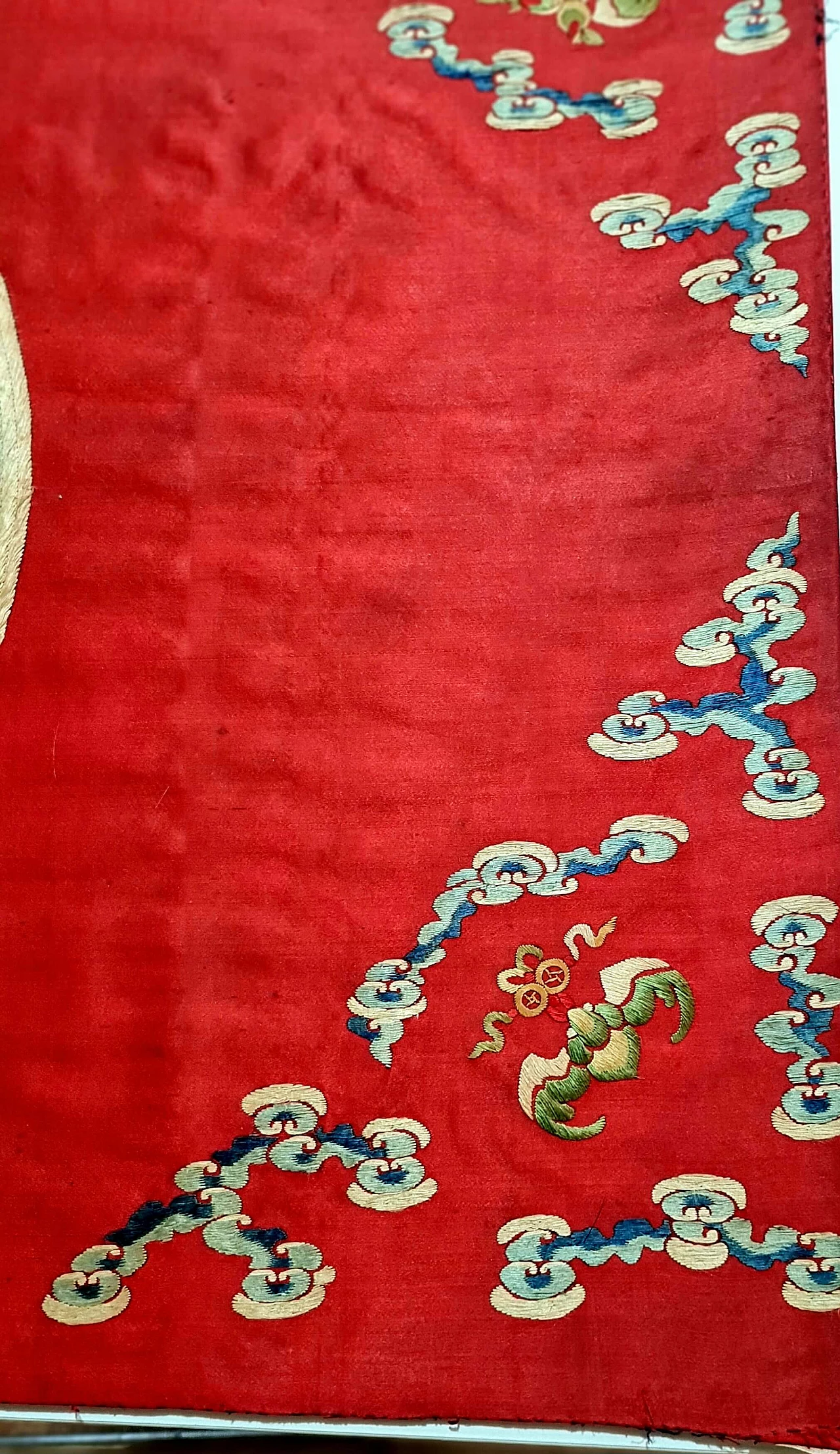 Chinese embroidered silk satin fabric, 19th century 2