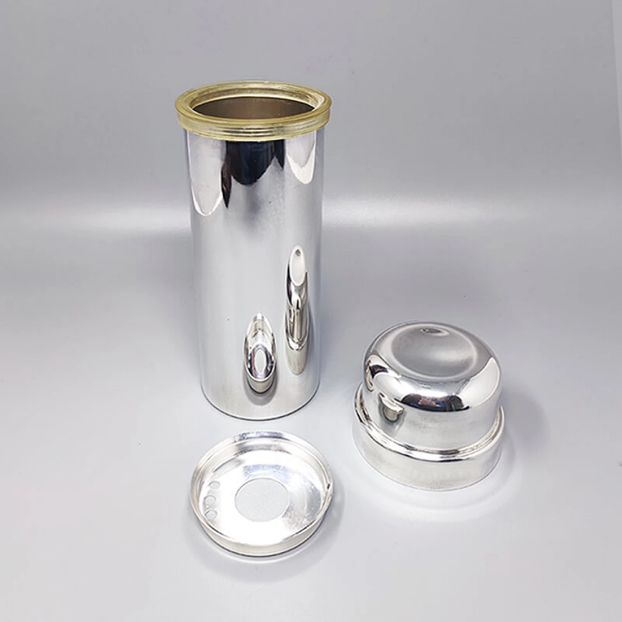 Silver-plated shaker by P.M., 1960s 8