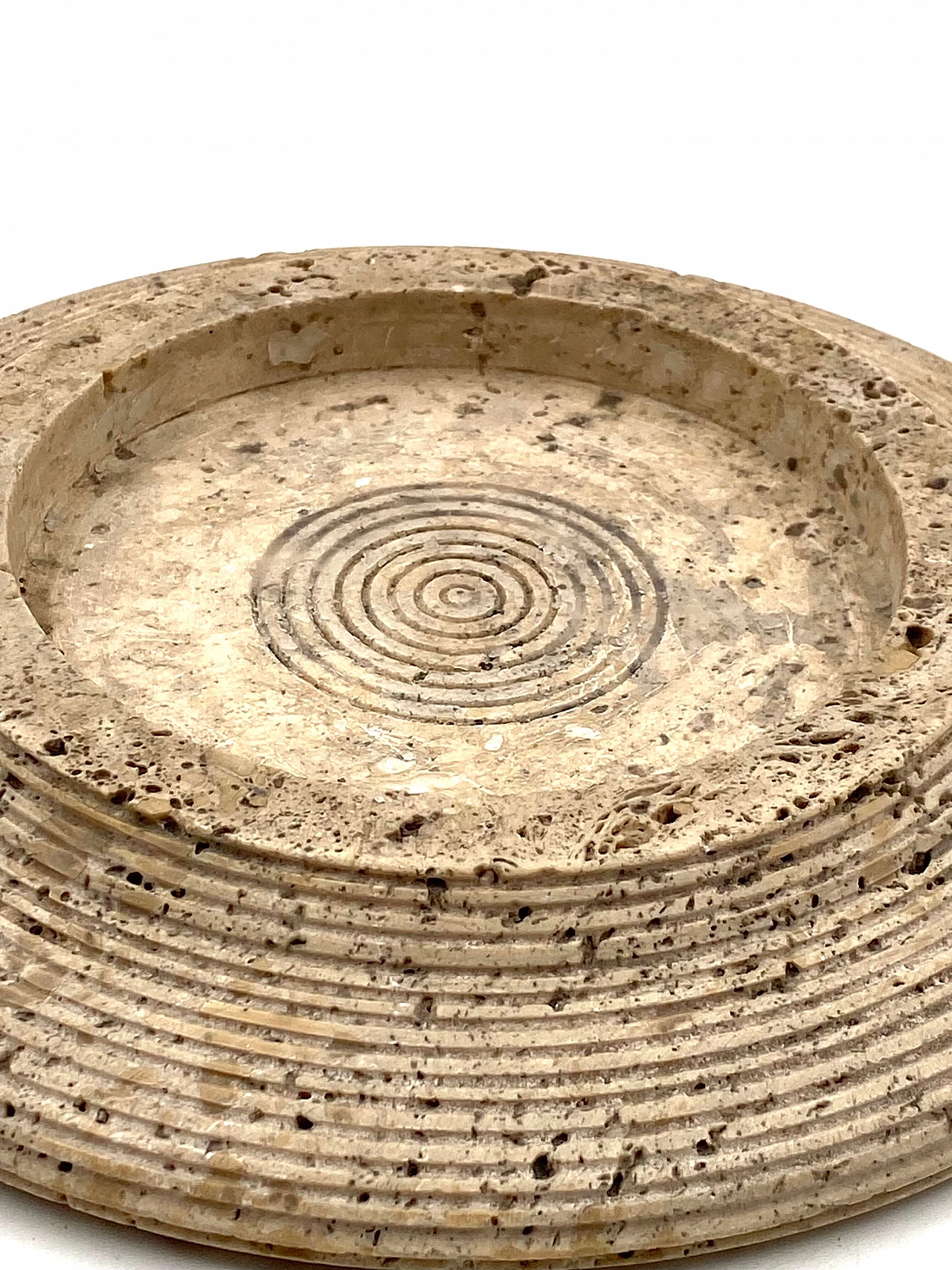 Grooved travertine ashtray by Cerri Nestore, 1970s 18