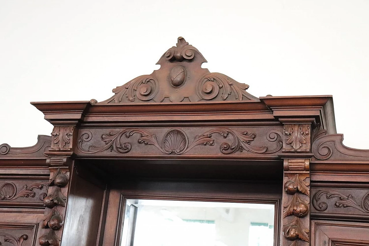 Renaissance-style carved walnut sideboard, 19th century 3
