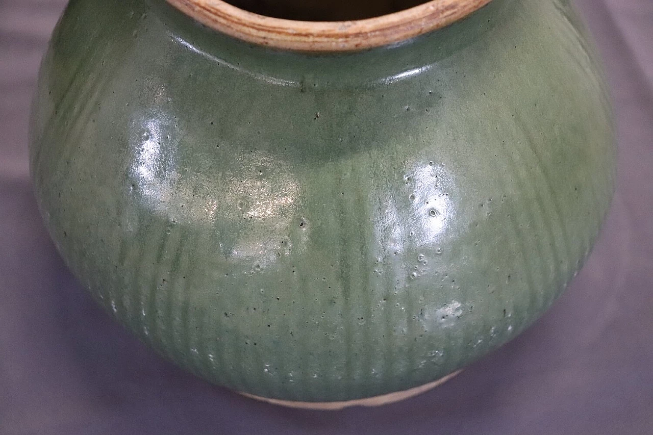 Chinese Celadon stoneware Ming vase 8