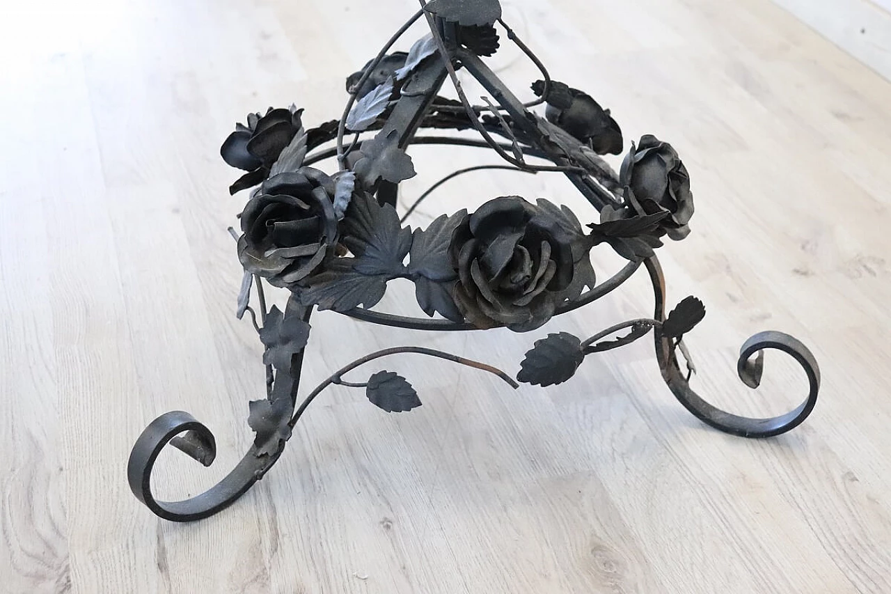 Art Nouveau iron floor lamp with floral decorations, early 20th century 8