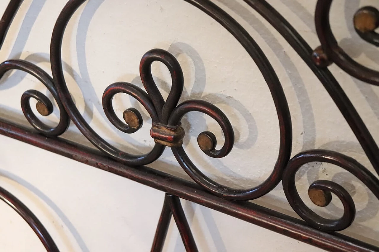 Pair of wrought iron single beds, 19th century 7