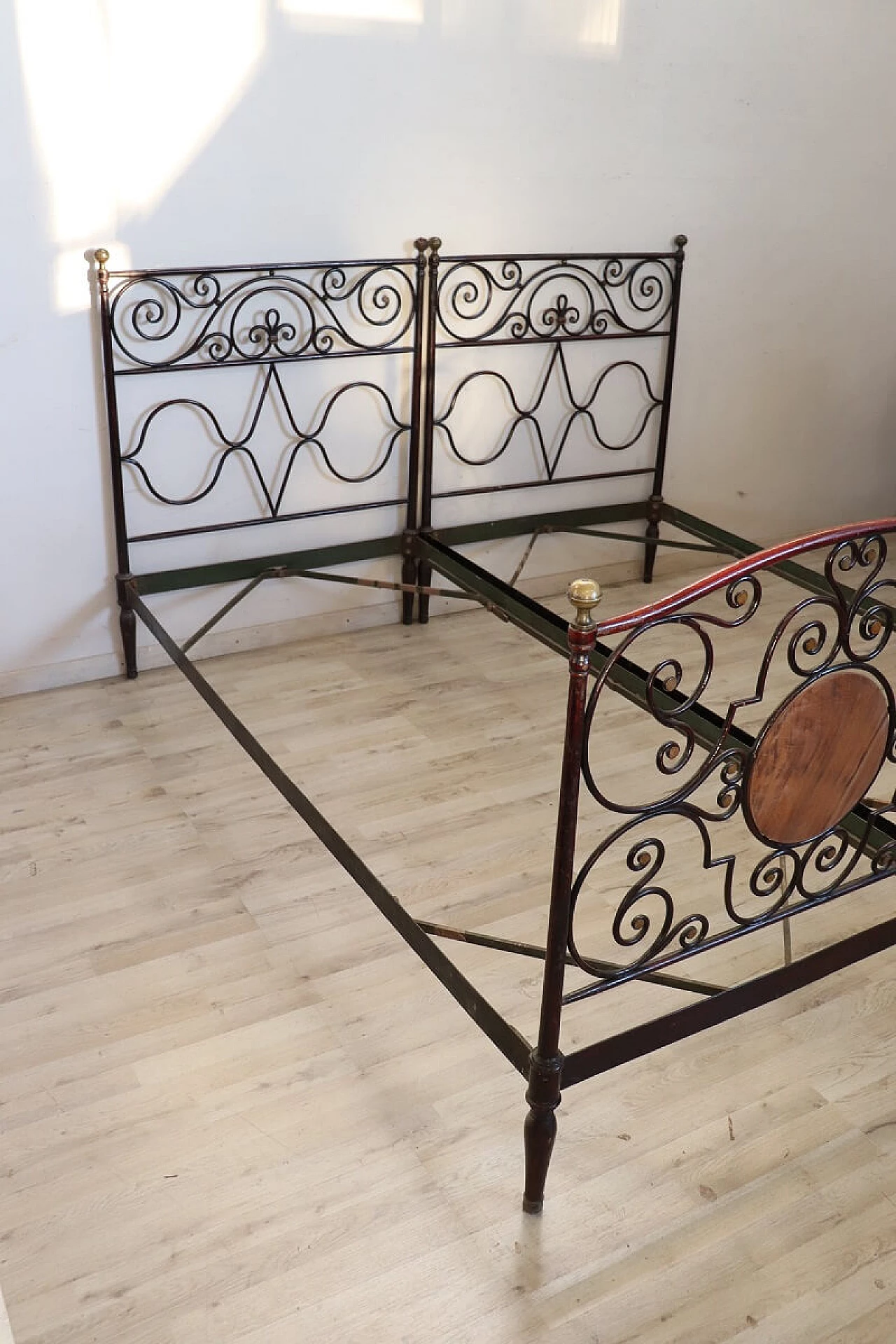 Pair of wrought iron single beds, 19th century 12