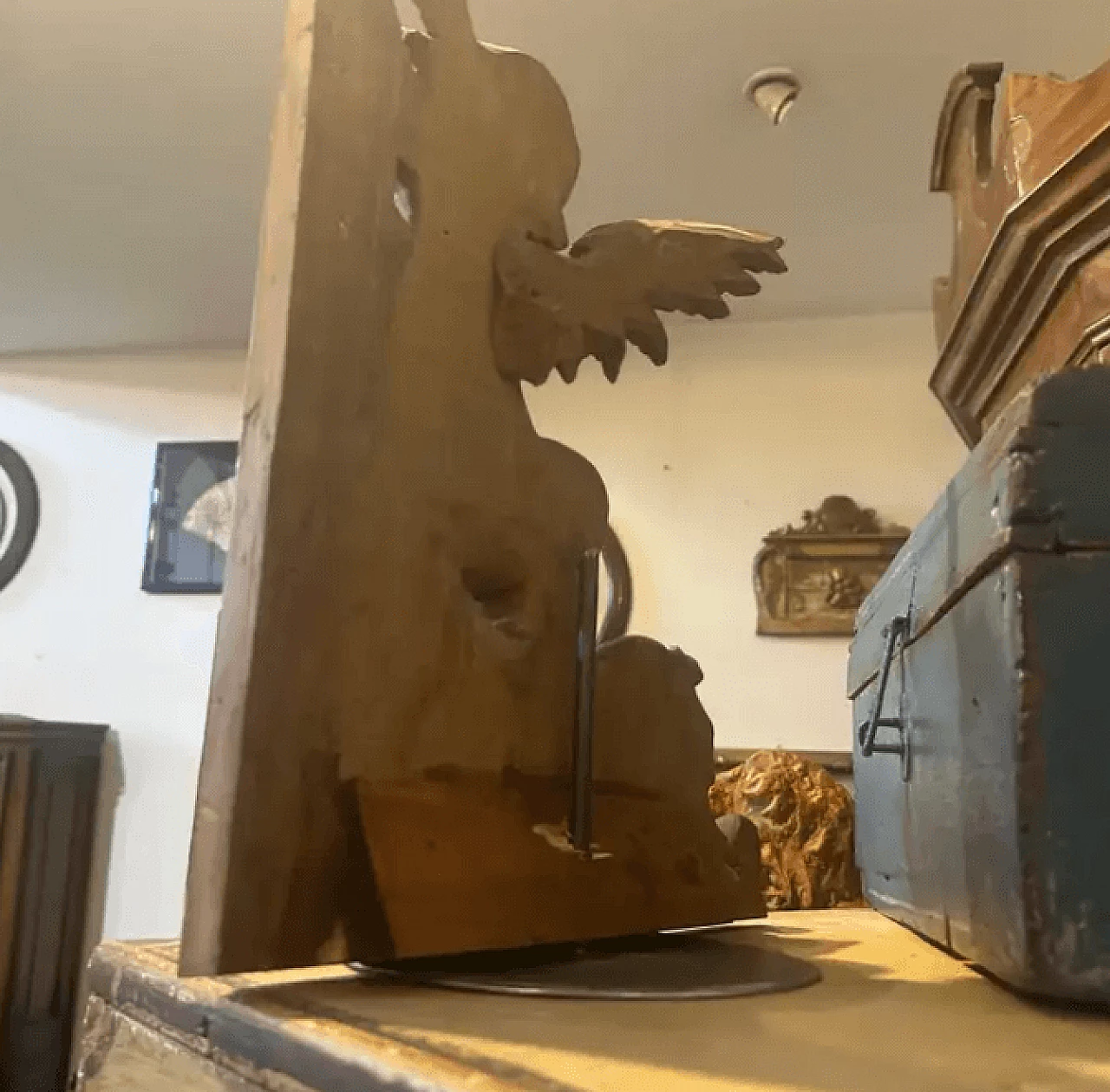 Frammento di angelo siciliano in legno, fine '800 9