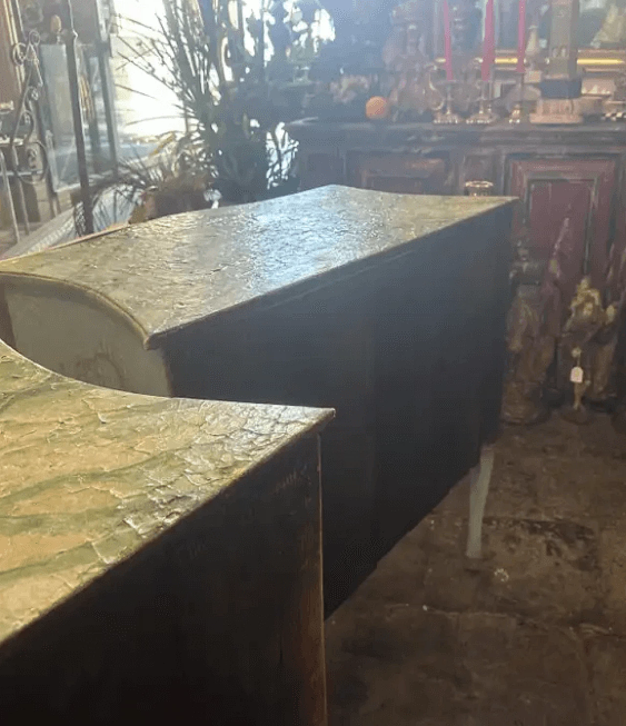 Coppia di cassettiere in stile Luigi XV in legno laccato, fine '800 12