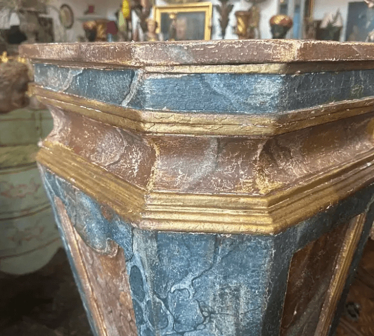 Coppia di colonne in legno laccato in stile Luigi XVI, fine '800 5