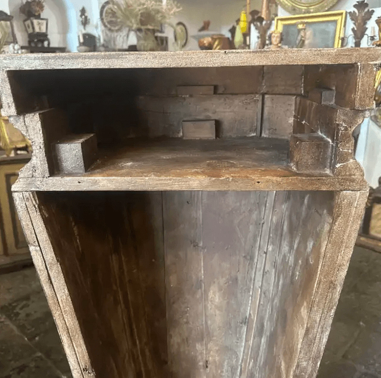 Coppia di colonne in legno laccato in stile Luigi XVI, fine '800 8