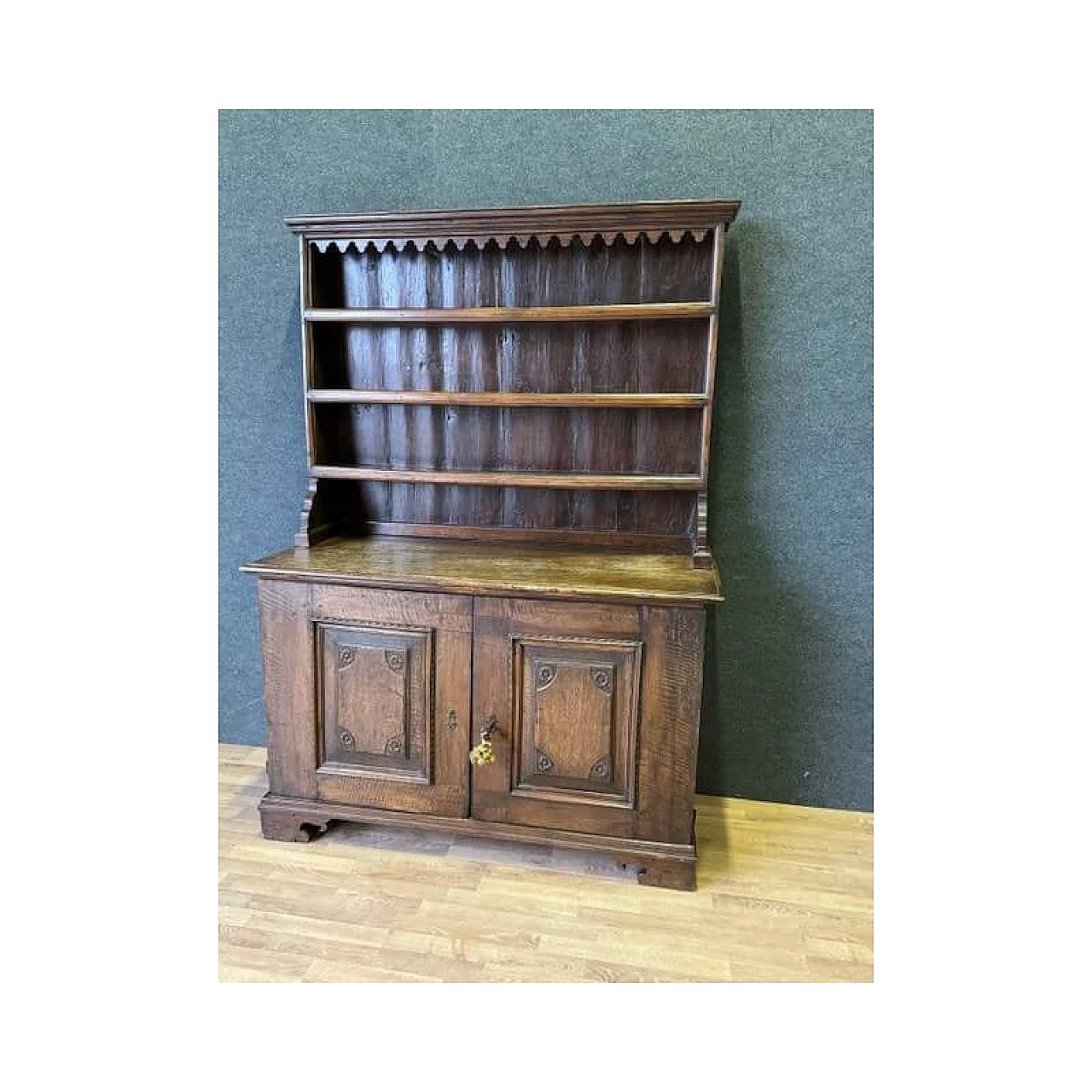 Sideboard with two wooden doors, late 18th century 5