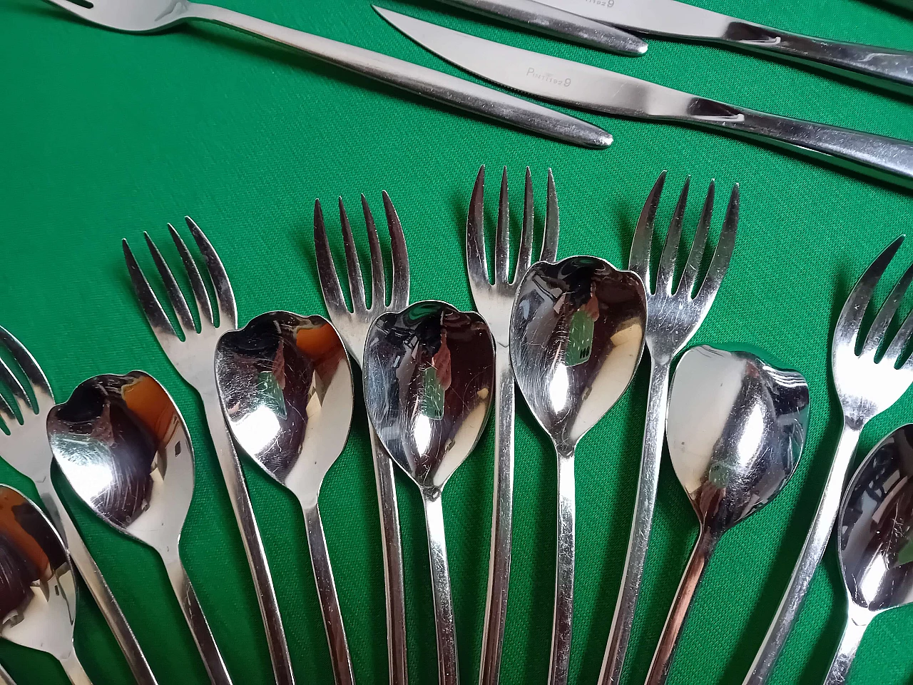 Set Posate Da Cucina In Acciaio Inox 16 Pezzi – Cucchiaio, Forchetta, Coltello, Bacchette, Finitura Satinata, Argento