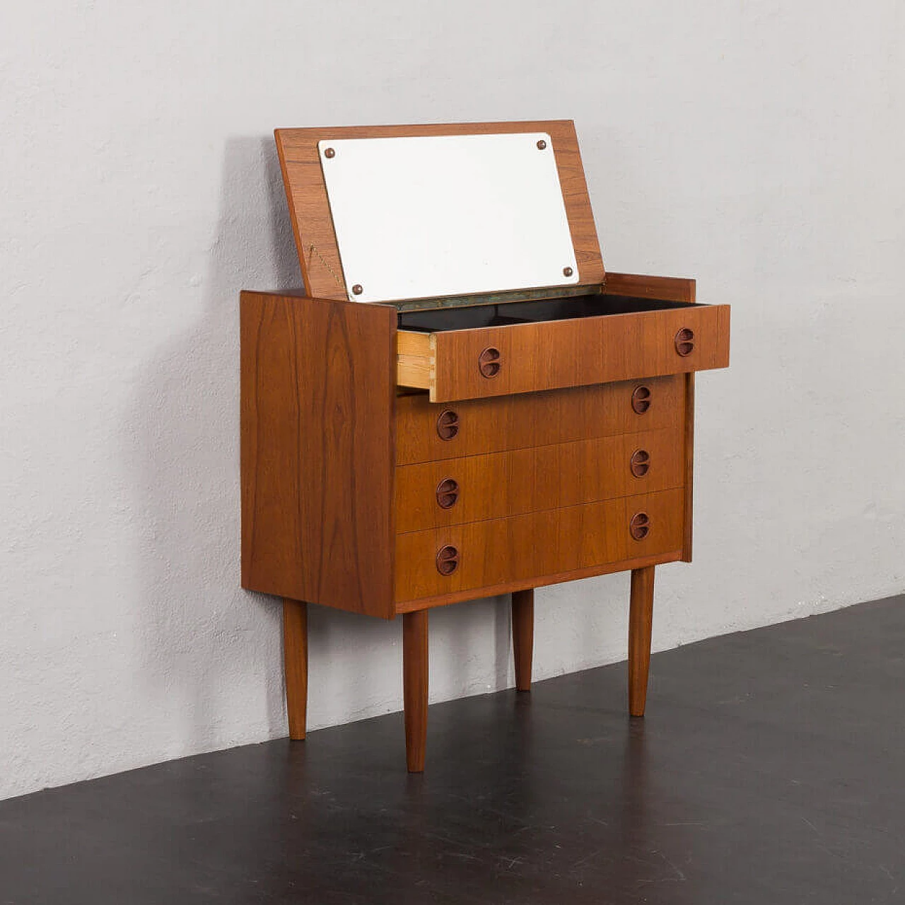 Danish four-drawer dresser with mirrored top, 1960s 4