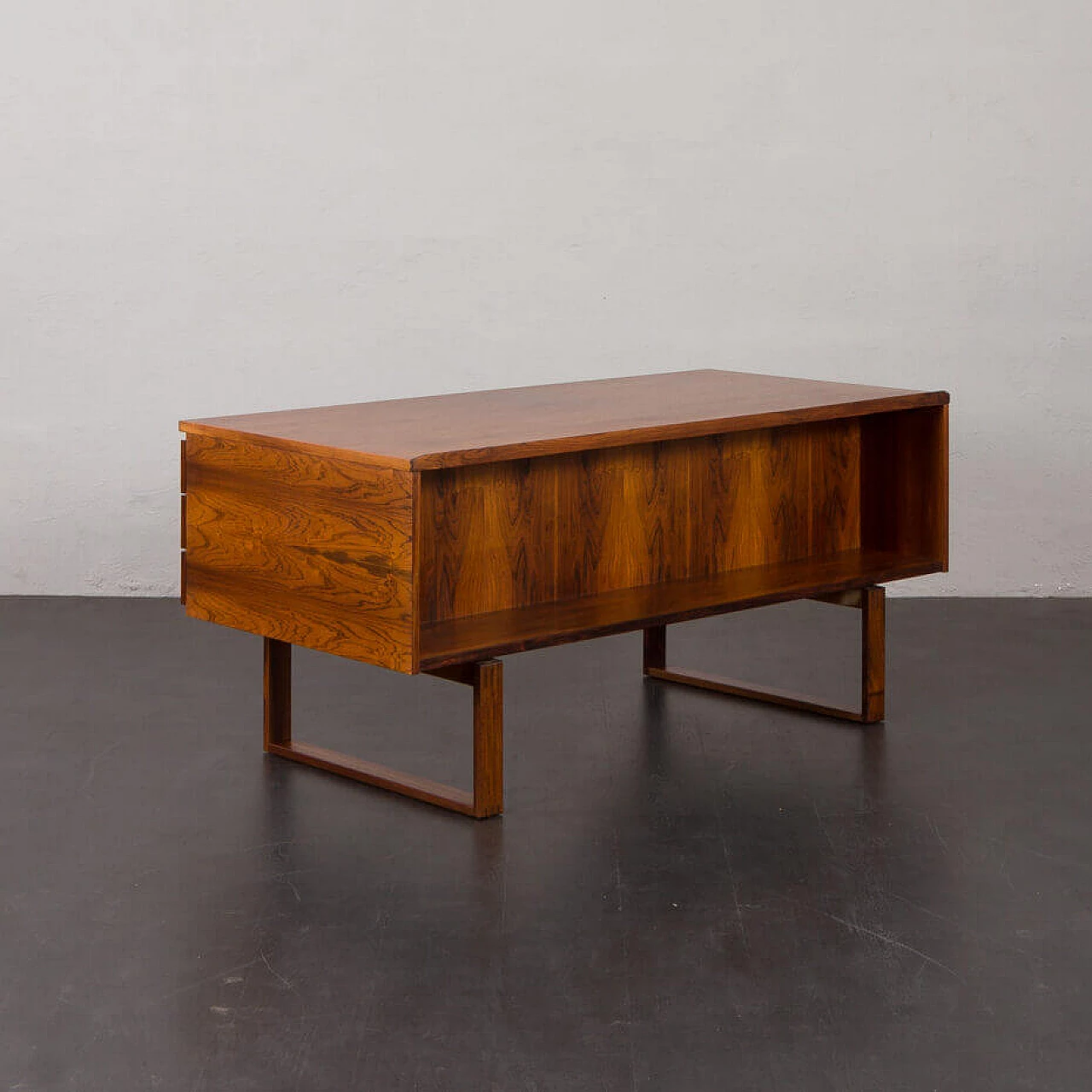 Rosewood desk by Torben Valeur & Henning Jensen for Dyrlund, 1960s 7