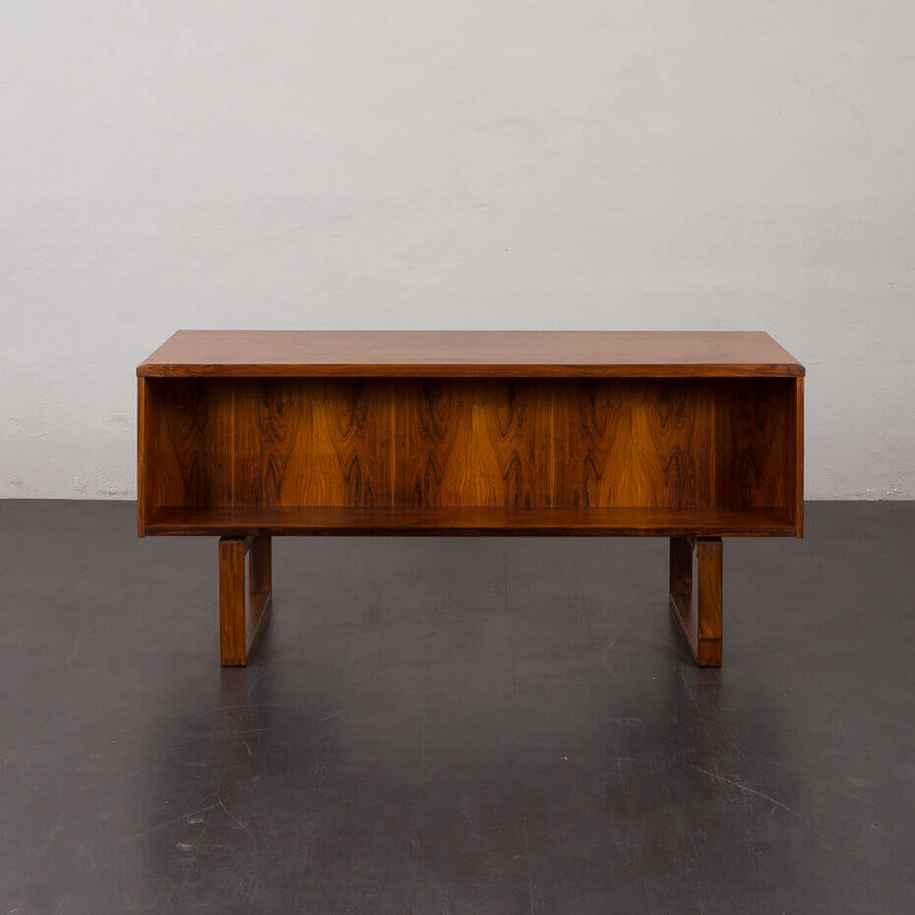 Rosewood desk by Torben Valeur & Henning Jensen for Dyrlund, 1960s 8