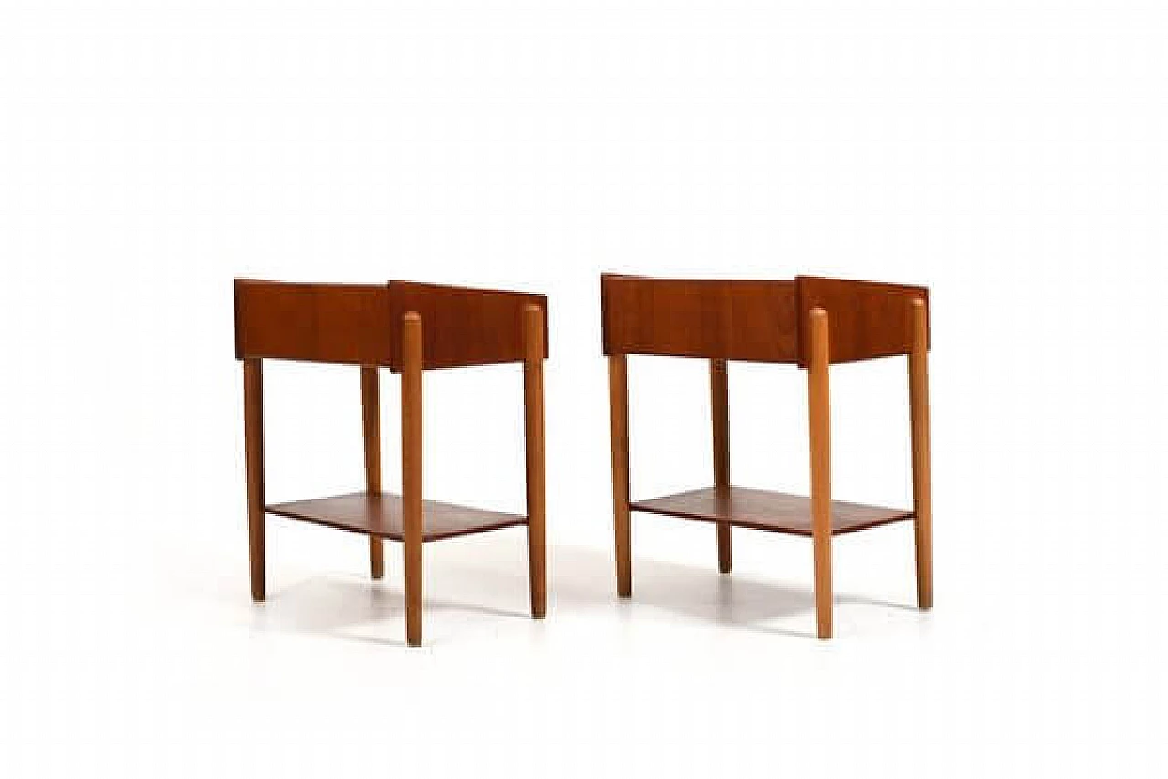 Pair of teak and oak bedside tables by Børge Mogensen for Søborg Møbelfabrik, 1950s 4