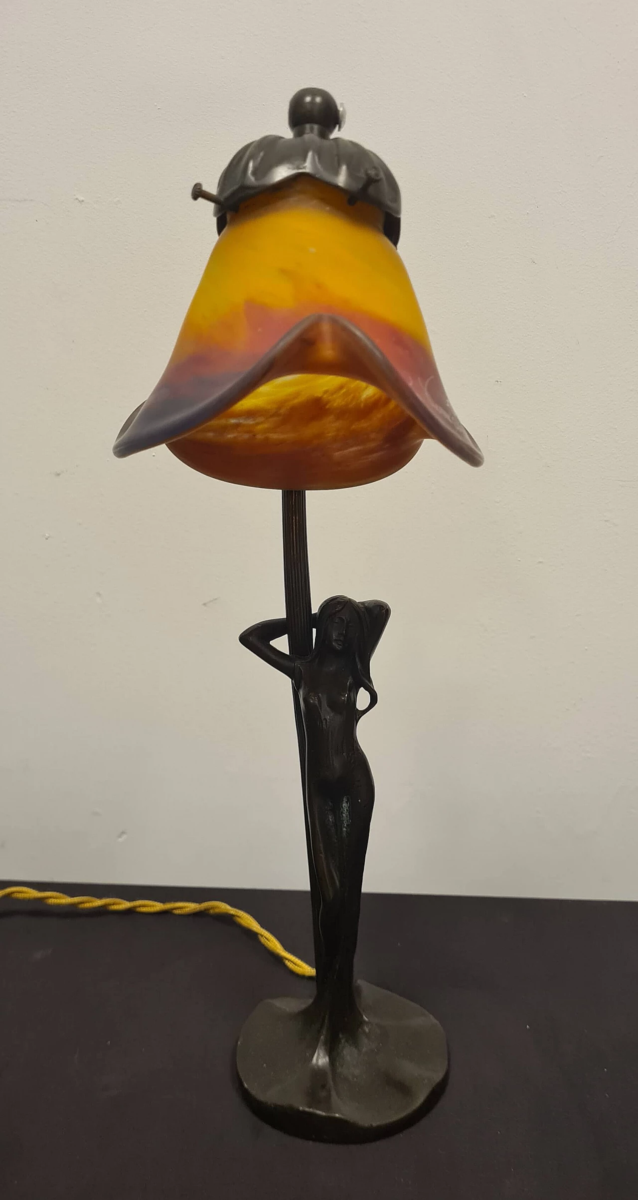 Lampada da tavolo in vetro e bronzo di Le Verre Français, inizio '900 1