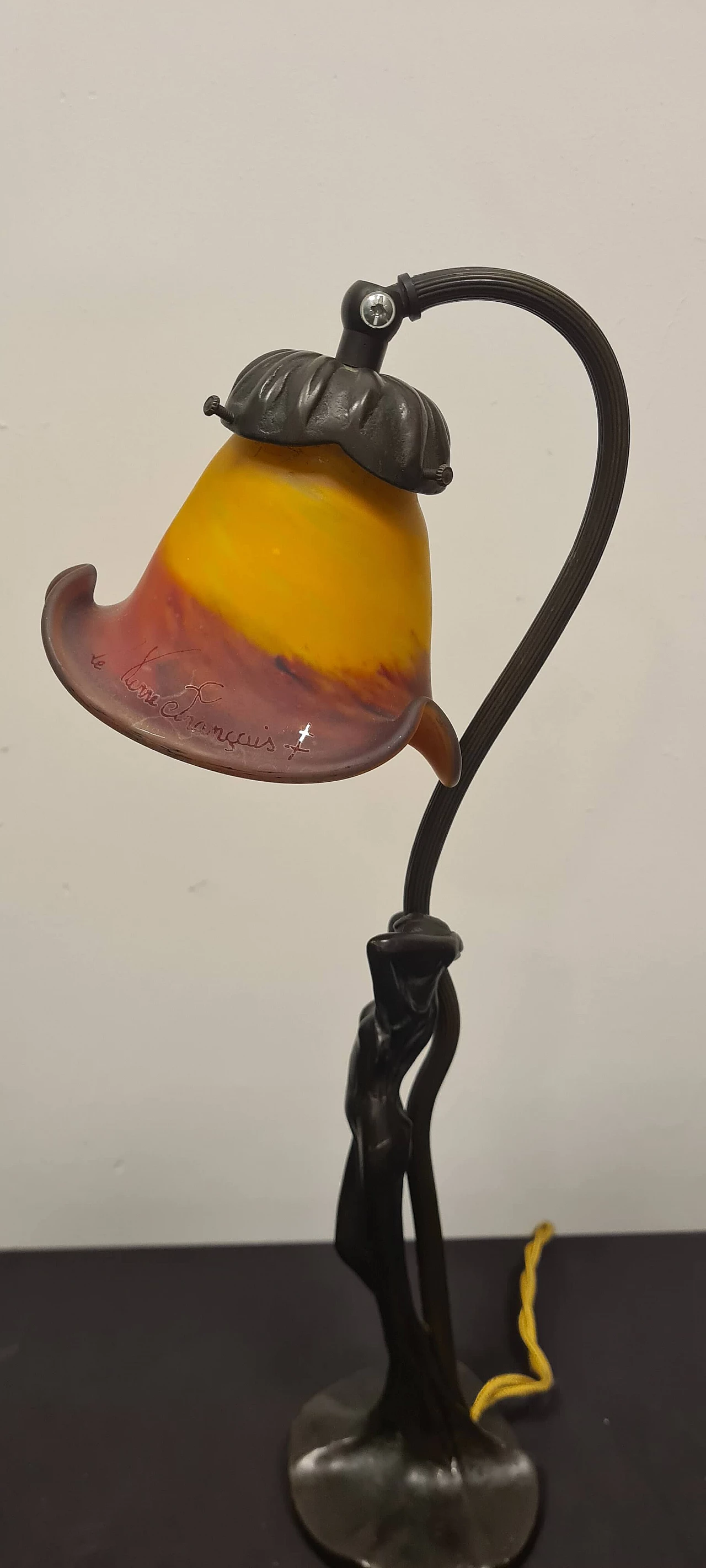 Lampada da tavolo in vetro e bronzo di Le Verre Français, inizio '900 6