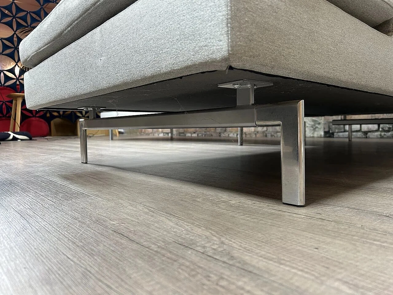 Stricto Sensu sofa in light grey fabric by Didier Gómez for Ligne Roset 6