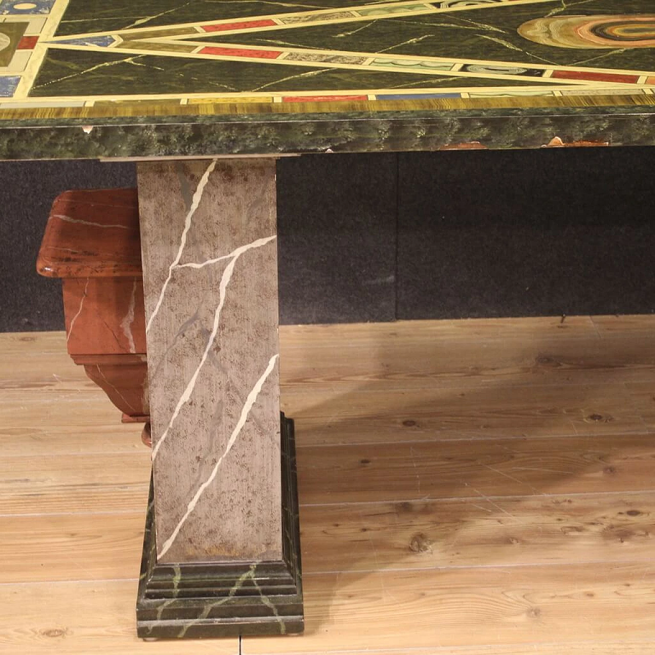 Tavolo con piano ligneo laccato e dipinto a mano, anni '70 5