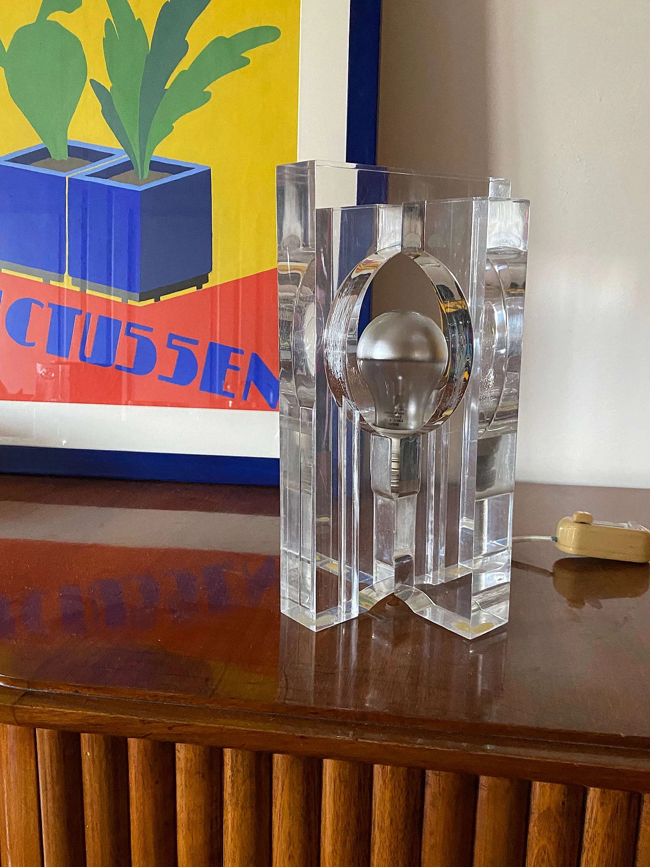 Sculptural lucite table lamp by Sandro Petti for Maison Jansen, 1970s 5