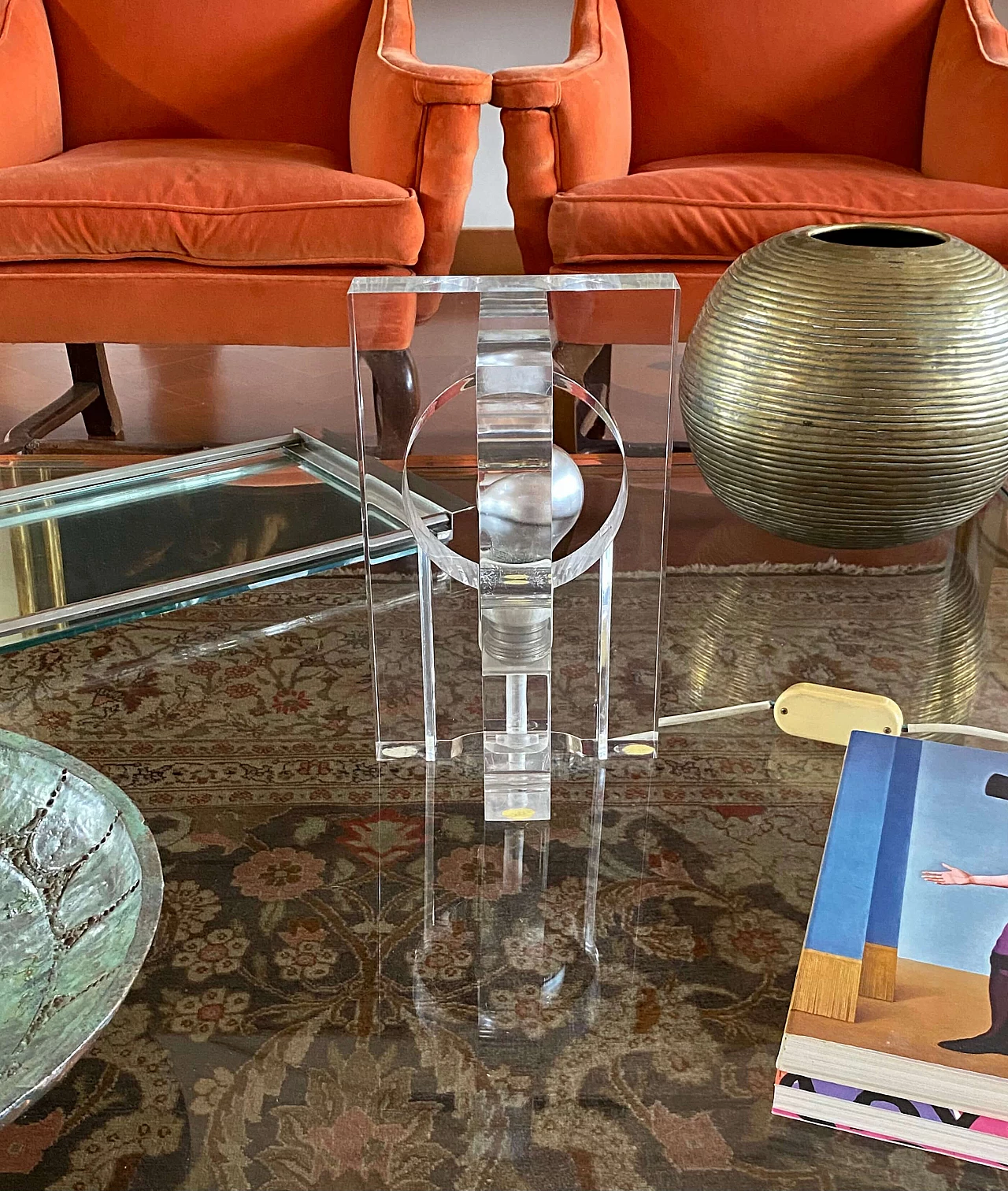 Sculptural lucite table lamp by Sandro Petti for Maison Jansen, 1970s 12