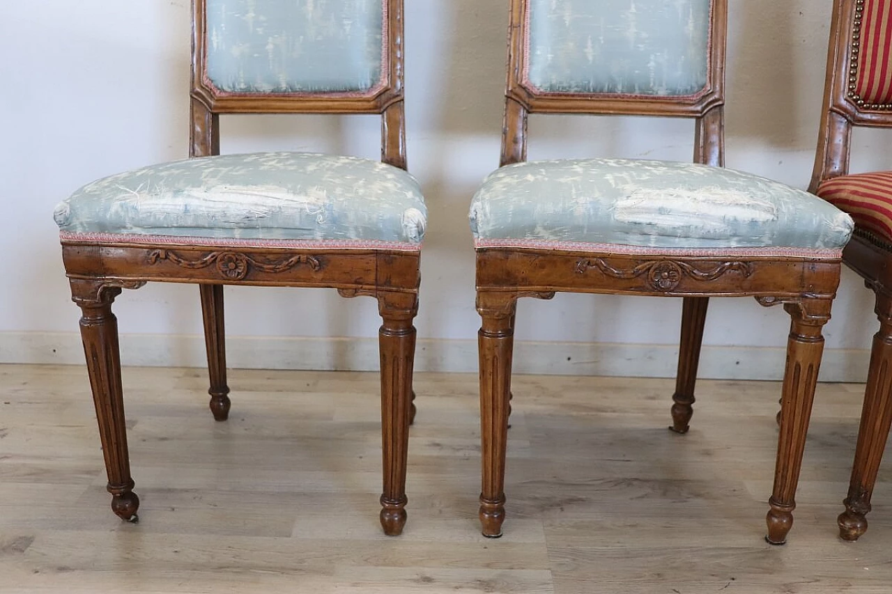4 Louis XVI chairs in solid walnut and fabric, 18th century 3