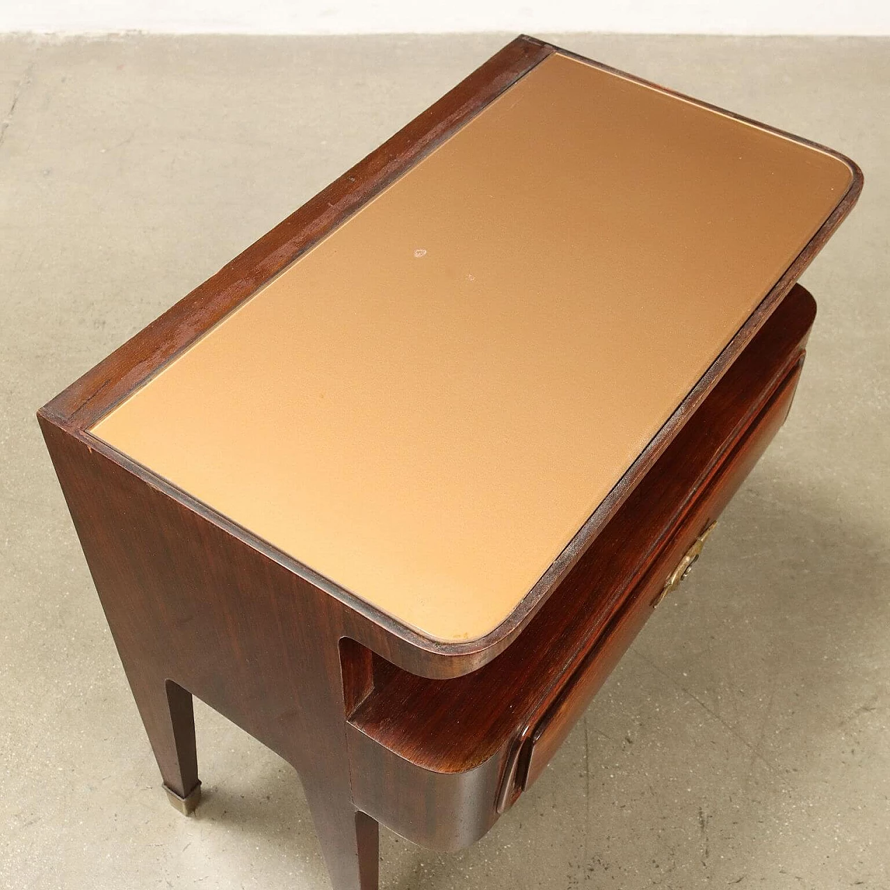 Comodino in legno impiallacciato legno esotico con cassetto e vano a giorno, anni '50 8