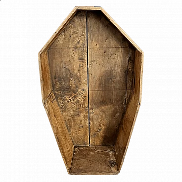 Walnut votive shrine, 19th century