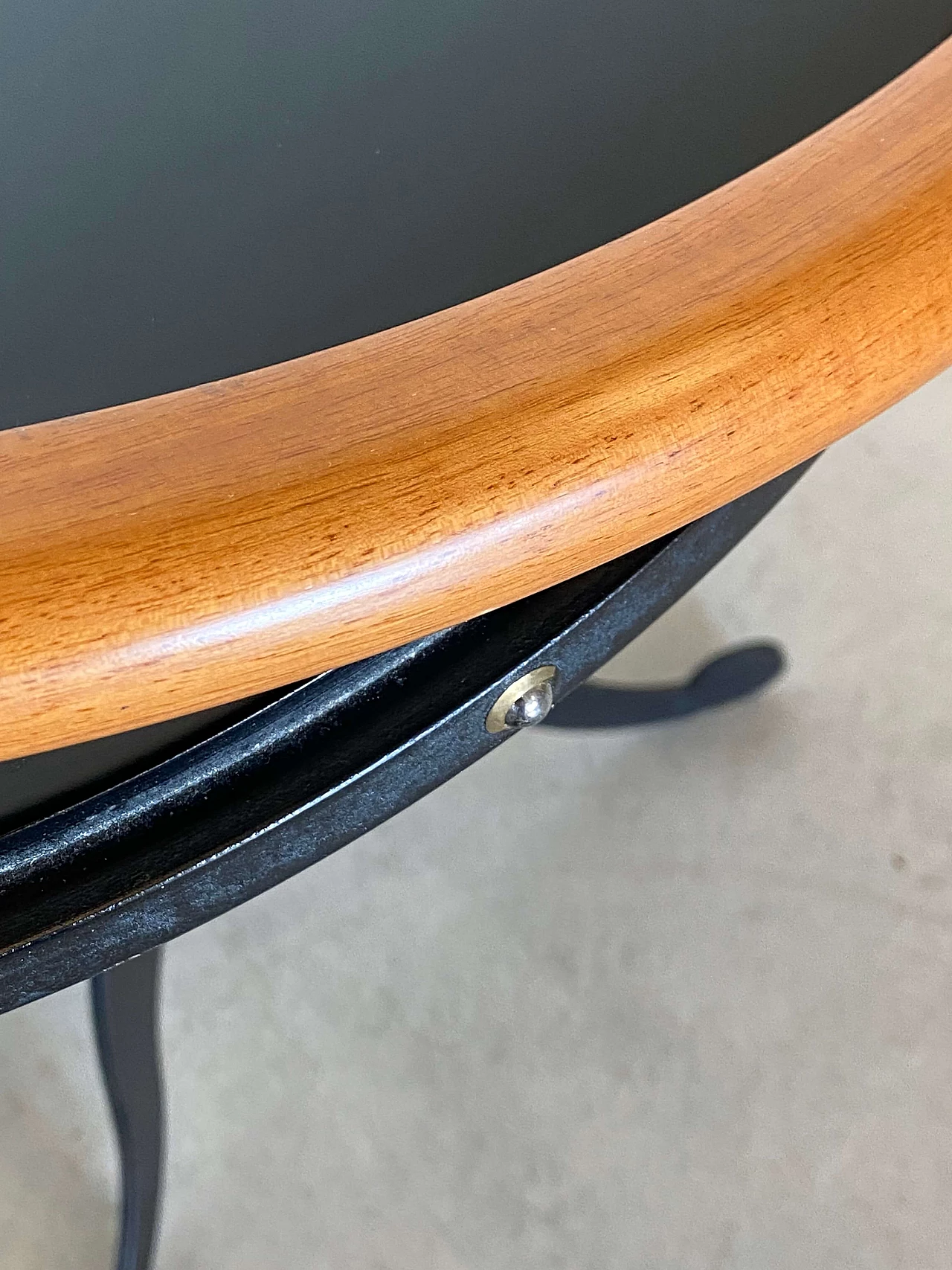 Pair of iron, lacquered wood and teak coffee tables, 1980s 9