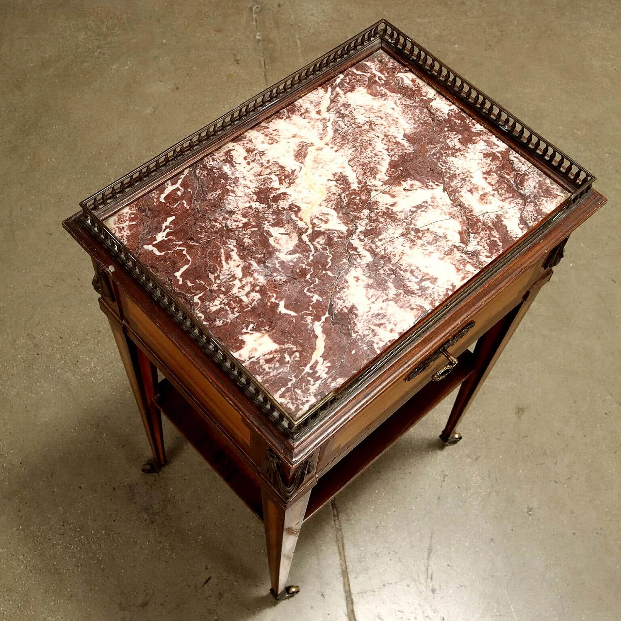 Comodino in legno intarsiato con piano in marmo Macchia Vecchia 3