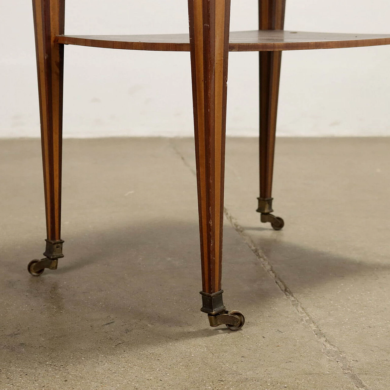 Comodino in legno intarsiato con piano in marmo Macchia Vecchia 10