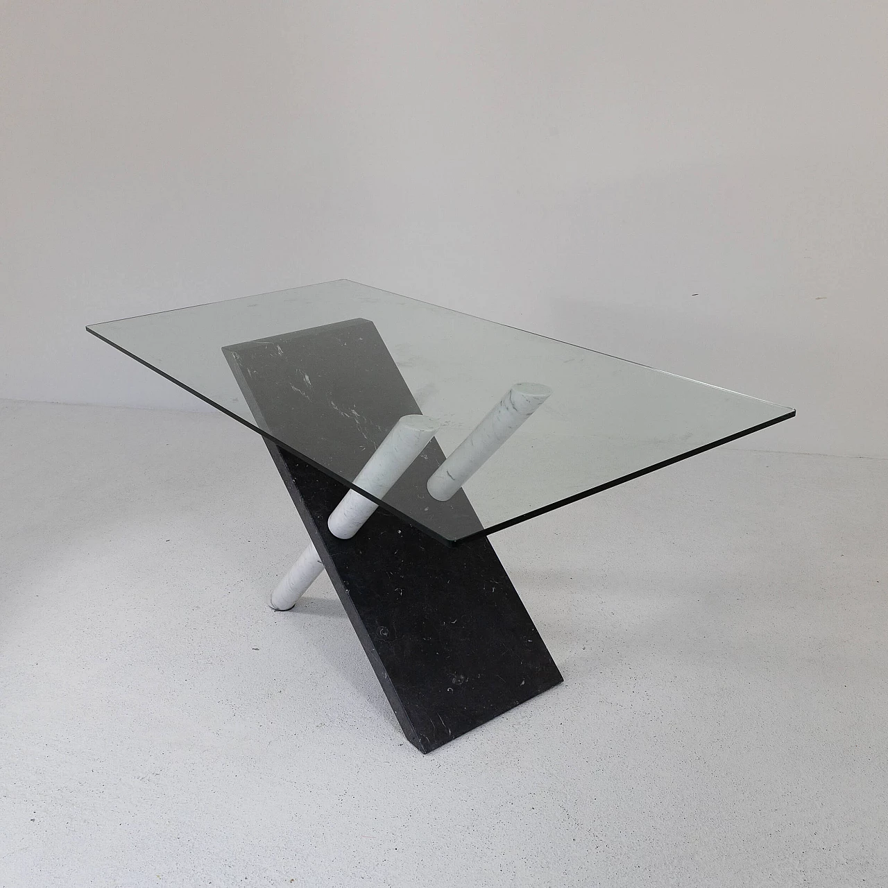 Tavolo in marmo e vetro di Cattelan, anni '80 5